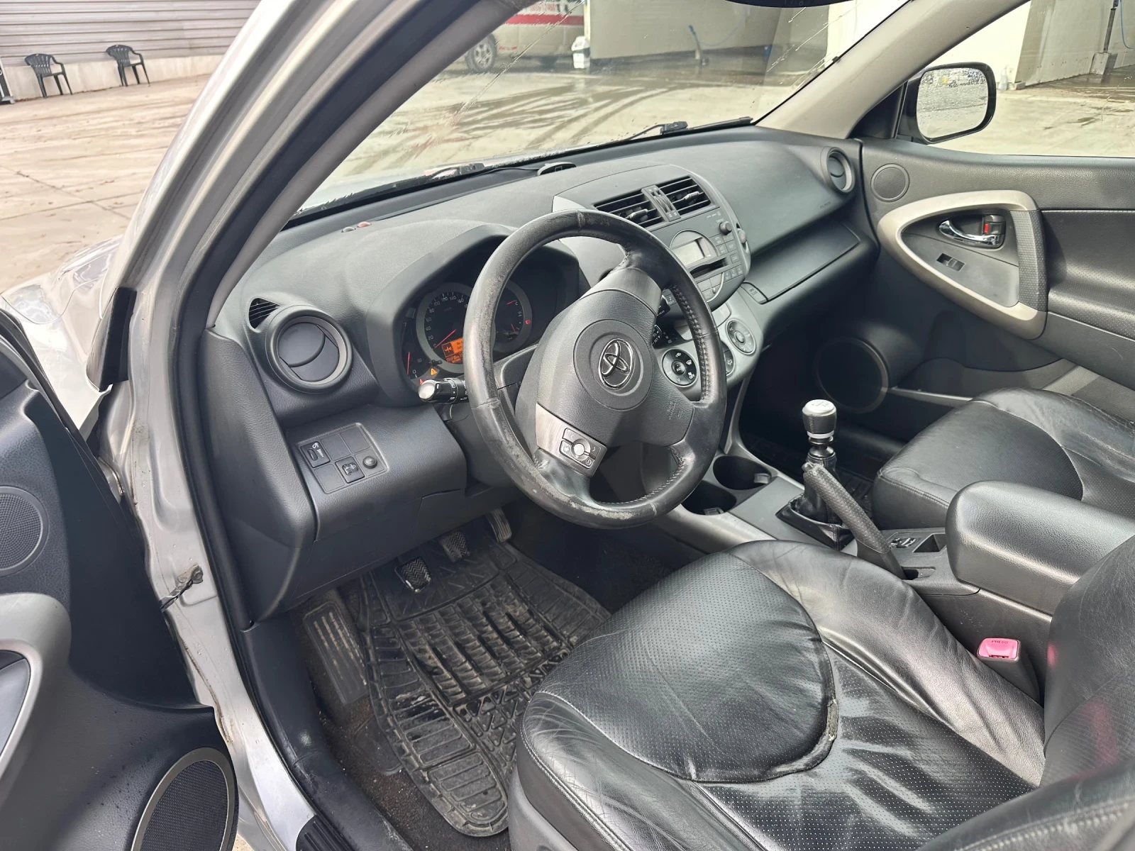 Toyota Rav4 2.2 D-Cat - изображение 4