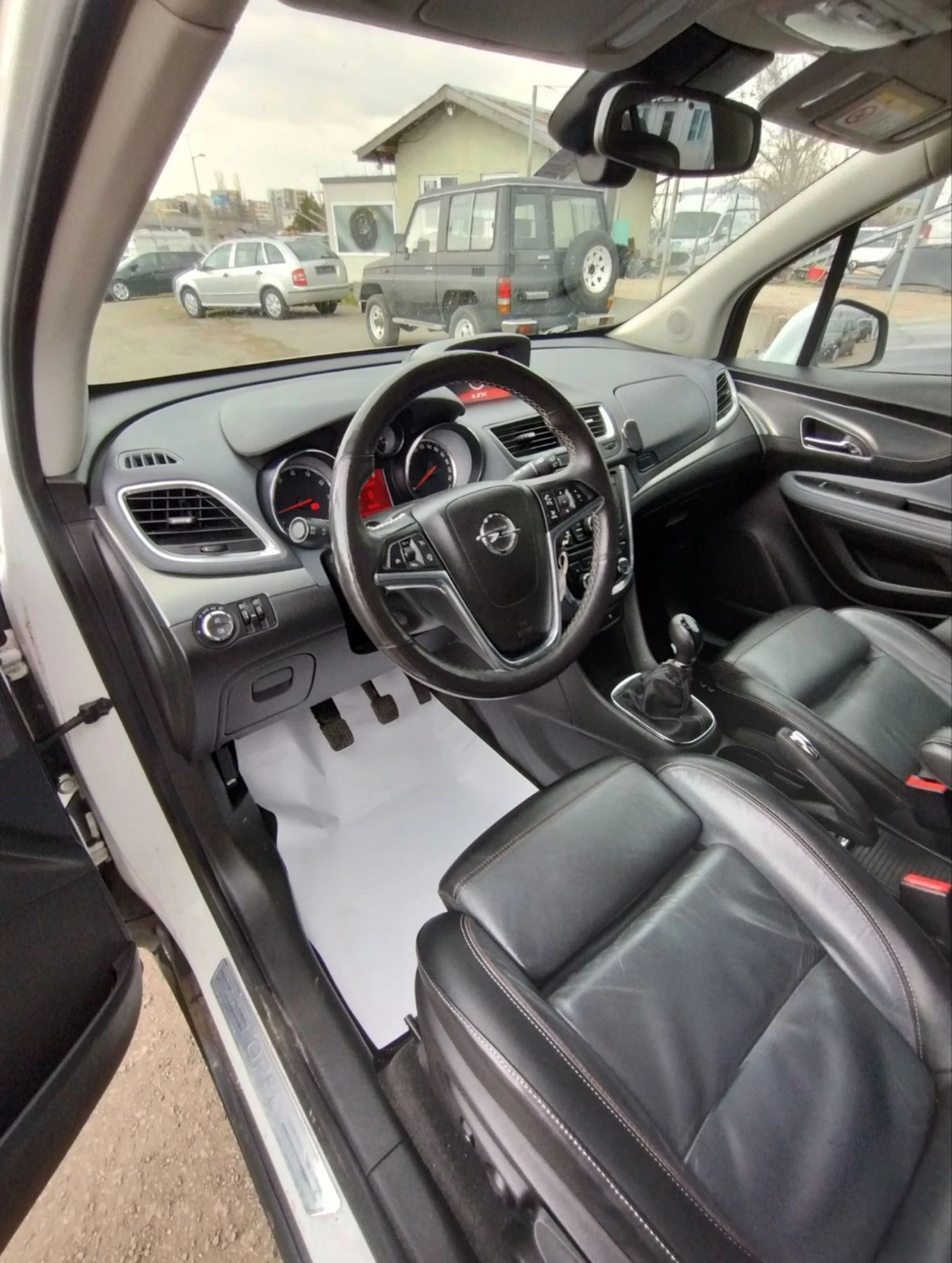 Opel Mokka 1.4  T EURO 6 , снимка 10 - Автомобили и джипове - 53914663