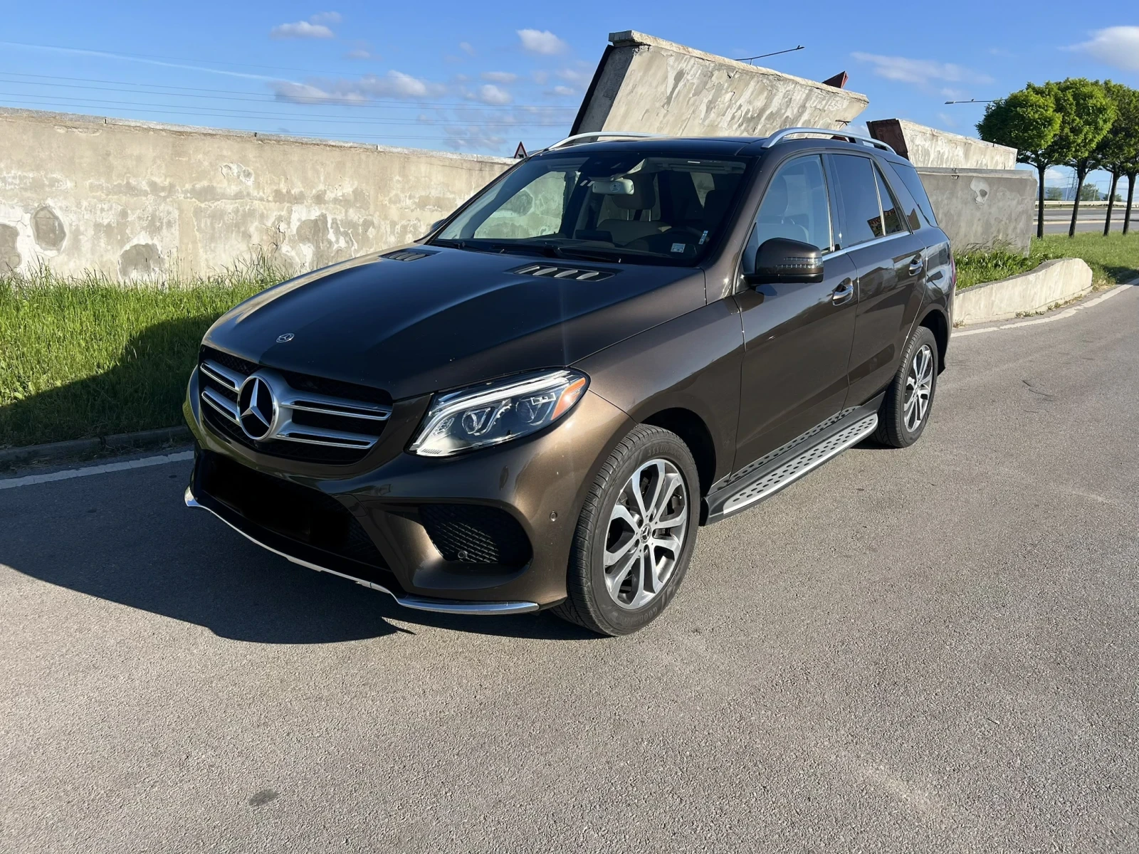 Mercedes-Benz GLE 400 4Matic, снимка 5 - Автомобили и джипове - 53968838