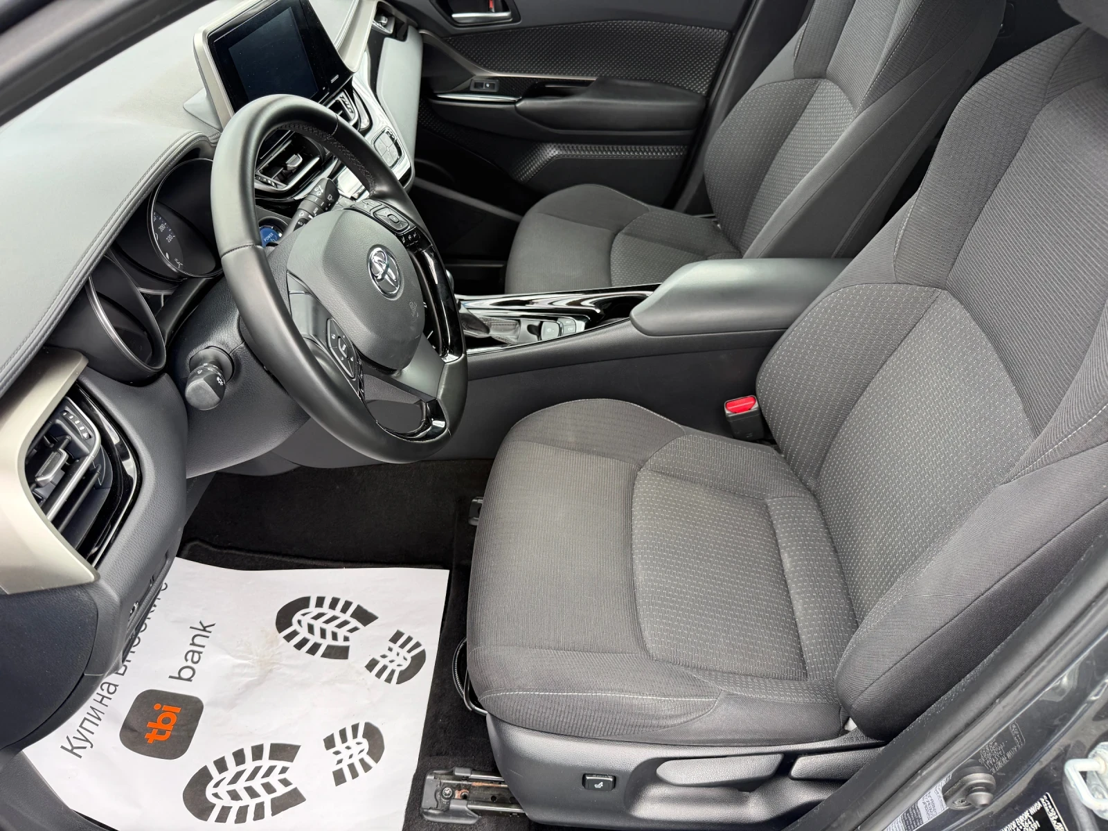 Toyota C-HR (KATO НОВА)^(ХИБРИД), снимка 11 - Автомобили и джипове - 54114006