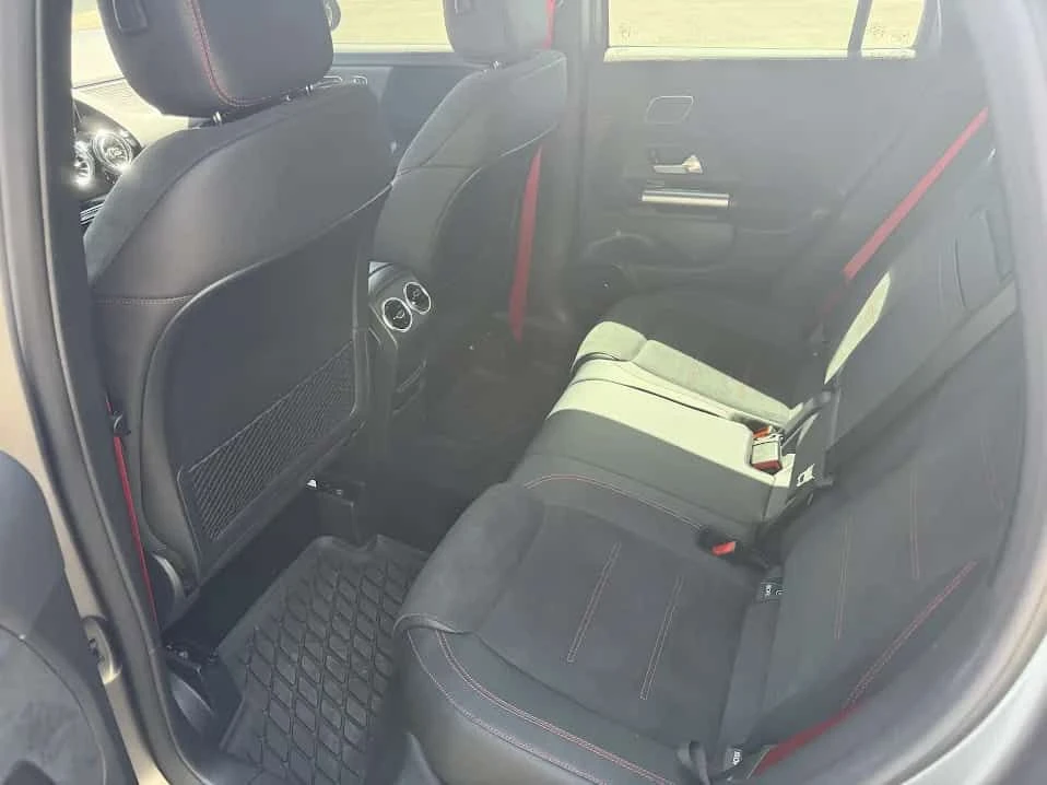 Mercedes-Benz GLA 45 AMG /360/DIS/BURMESTER/БЕЗ УДАРИ, снимка 13 - Автомобили и джипове - 55156791