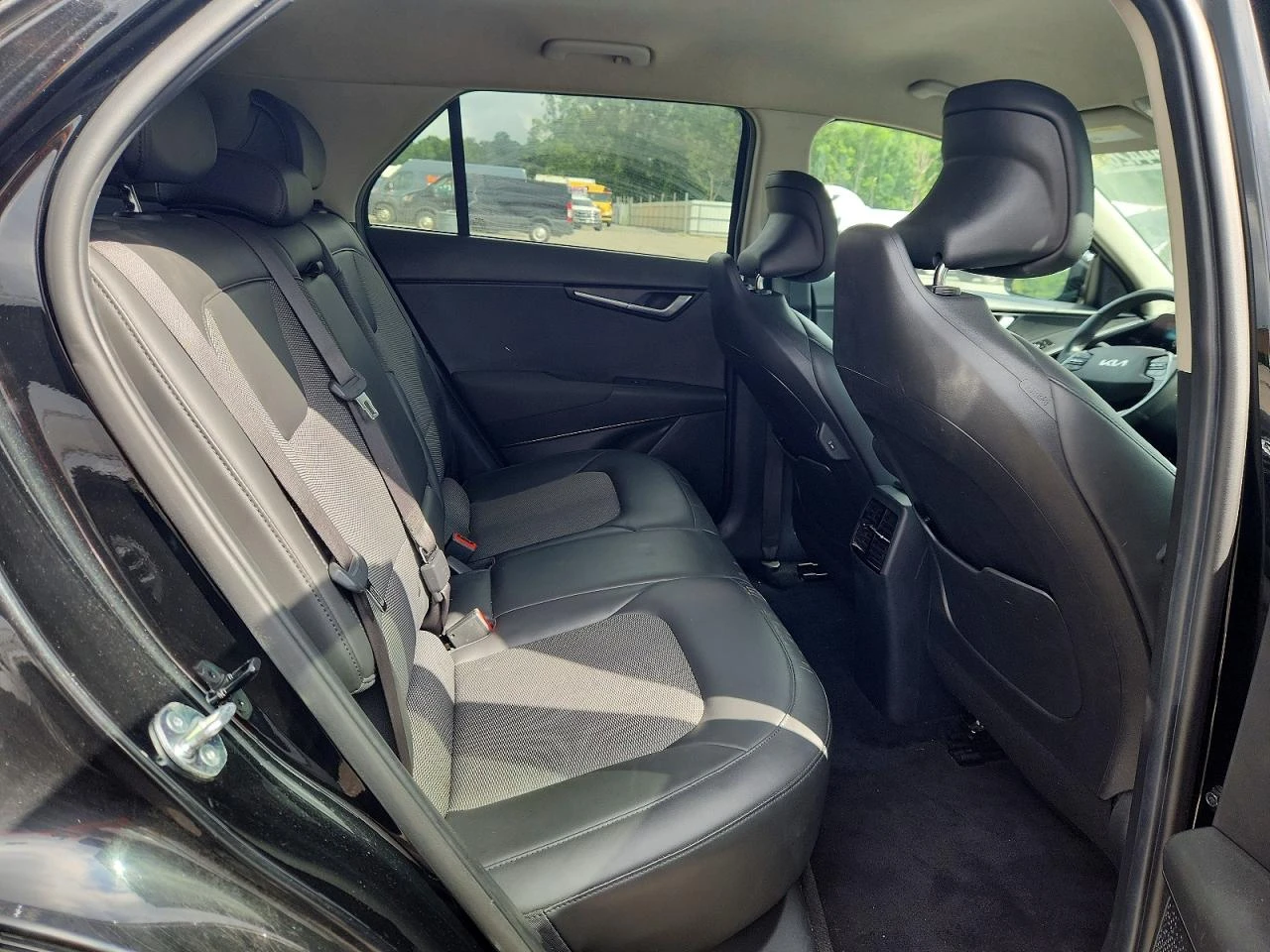 Kia Niro 2023 KIA NIRO WIND, снимка 11 - Автомобили и джипове - 55796396