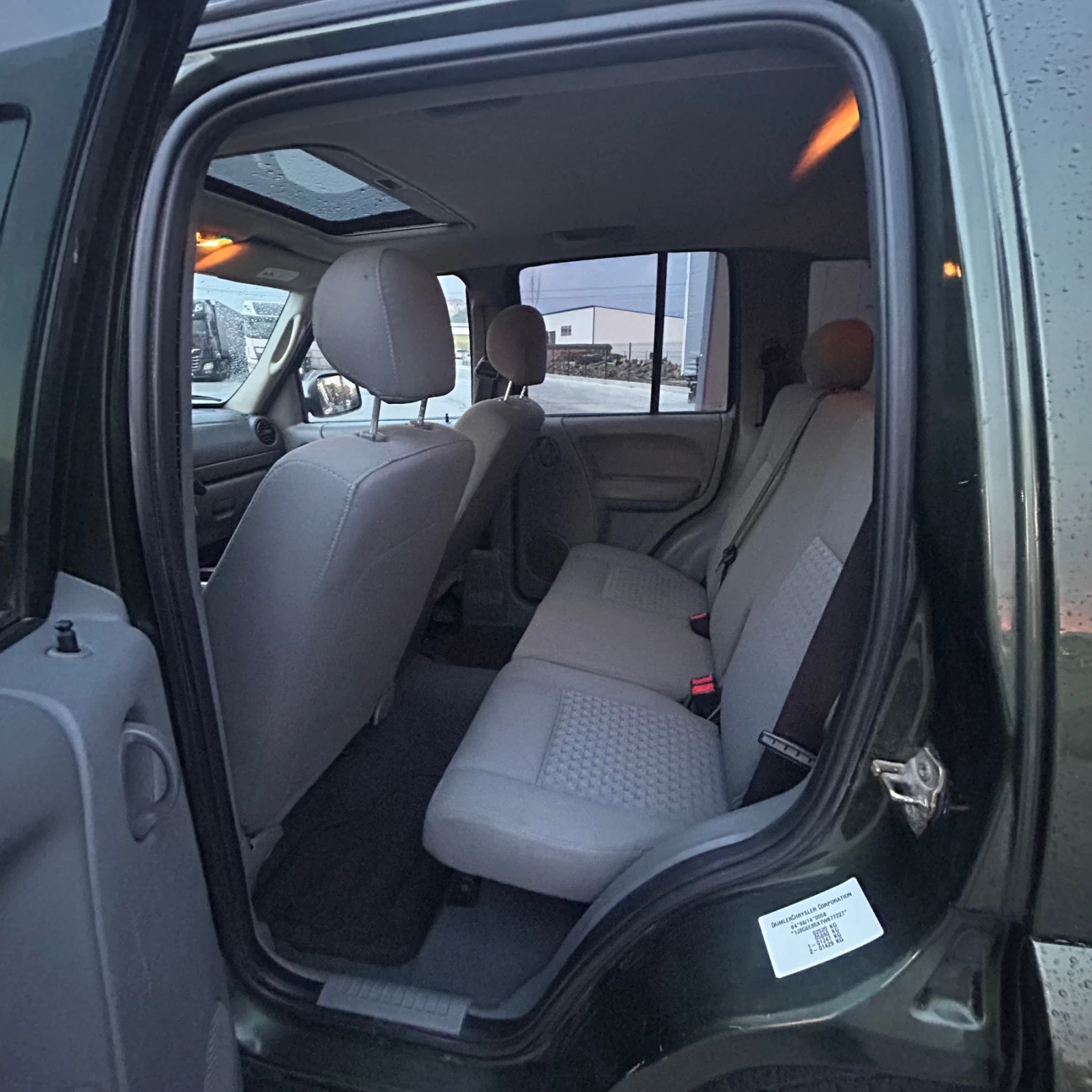 Jeep Cherokee 2.8d Automat , снимка 12 - Автомобили и джипове - 55875227