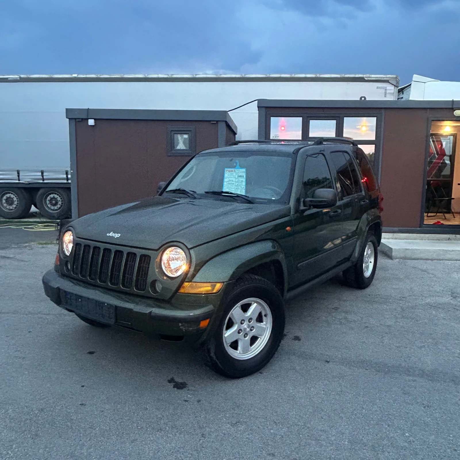 Jeep Cherokee 2.8d Automat 