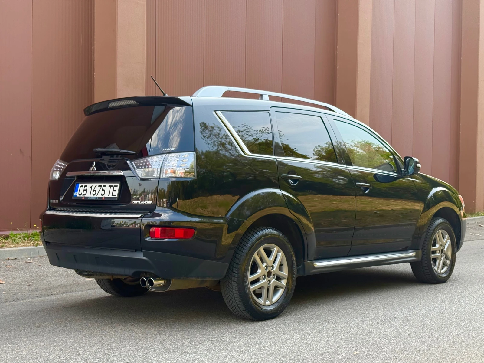 Mitsubishi Outlander 4WD/7 МЕСТА/ROCKFORD/КАМЕРА/ГАРАНЦИЯ, снимка 4 - Автомобили и джипове - 55905579