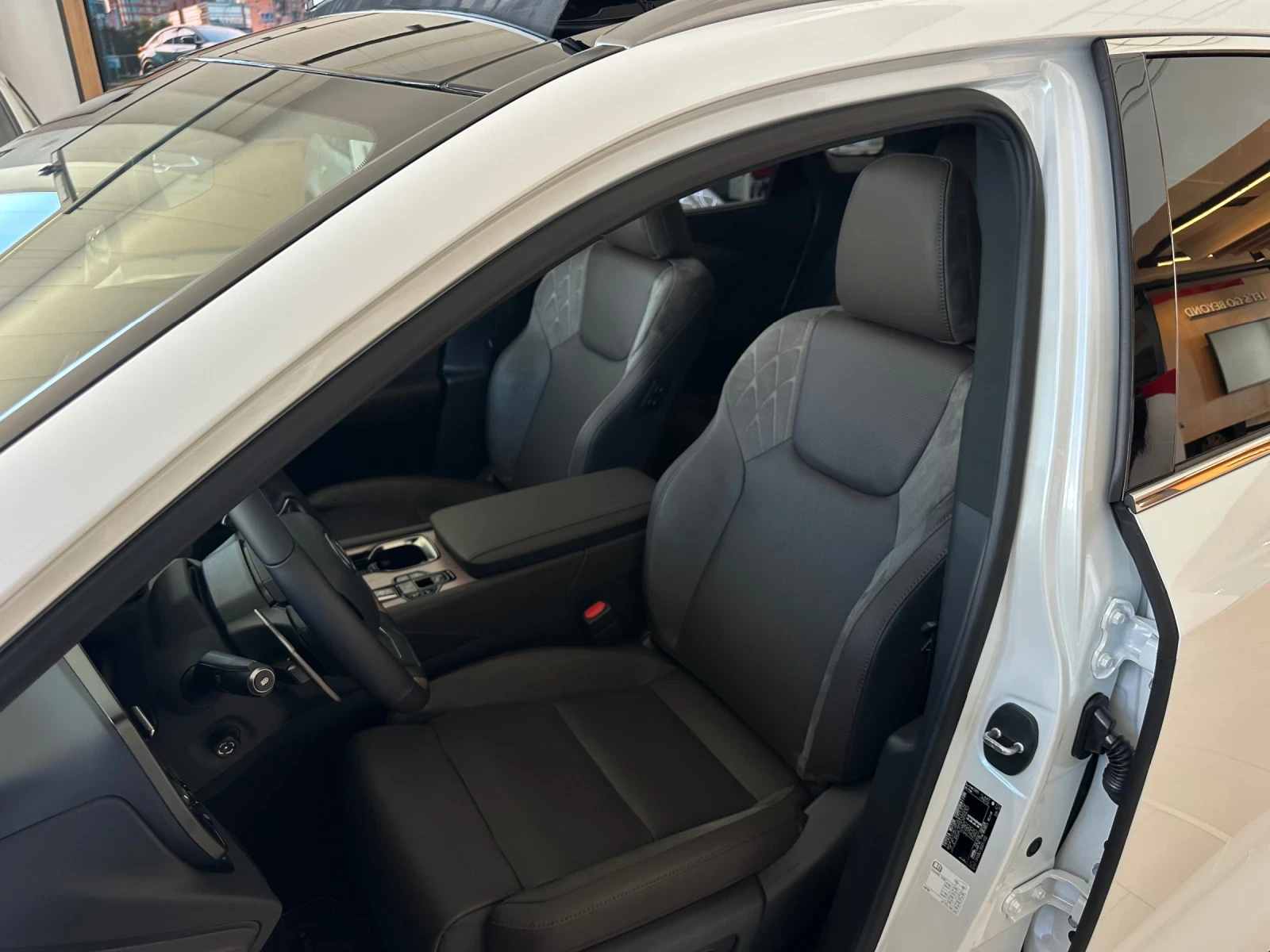 Lexus RX 450h plus Luxury, снимка 9 - Автомобили и джипове - 56209481