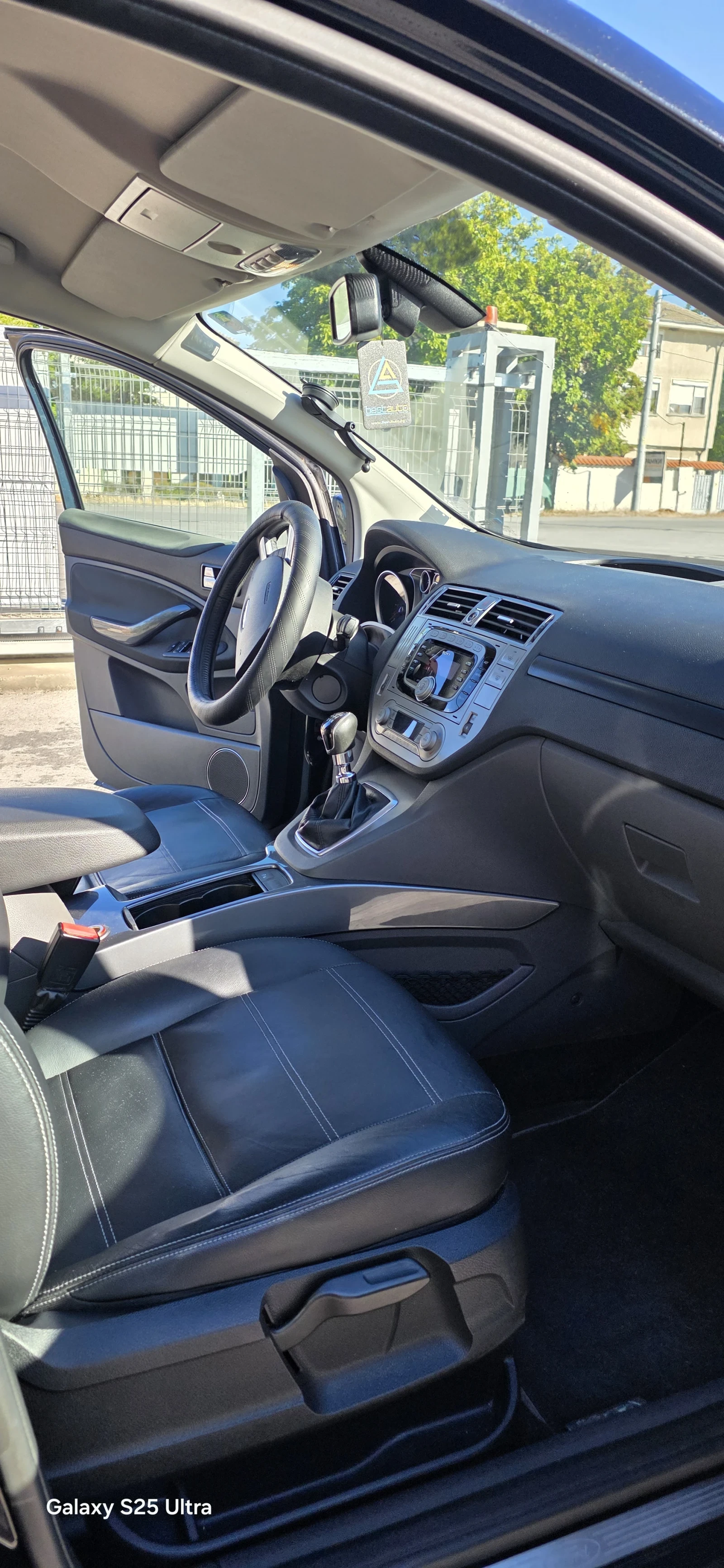 Ford Kuga, снимка 4 - Автомобили и джипове - 56246375