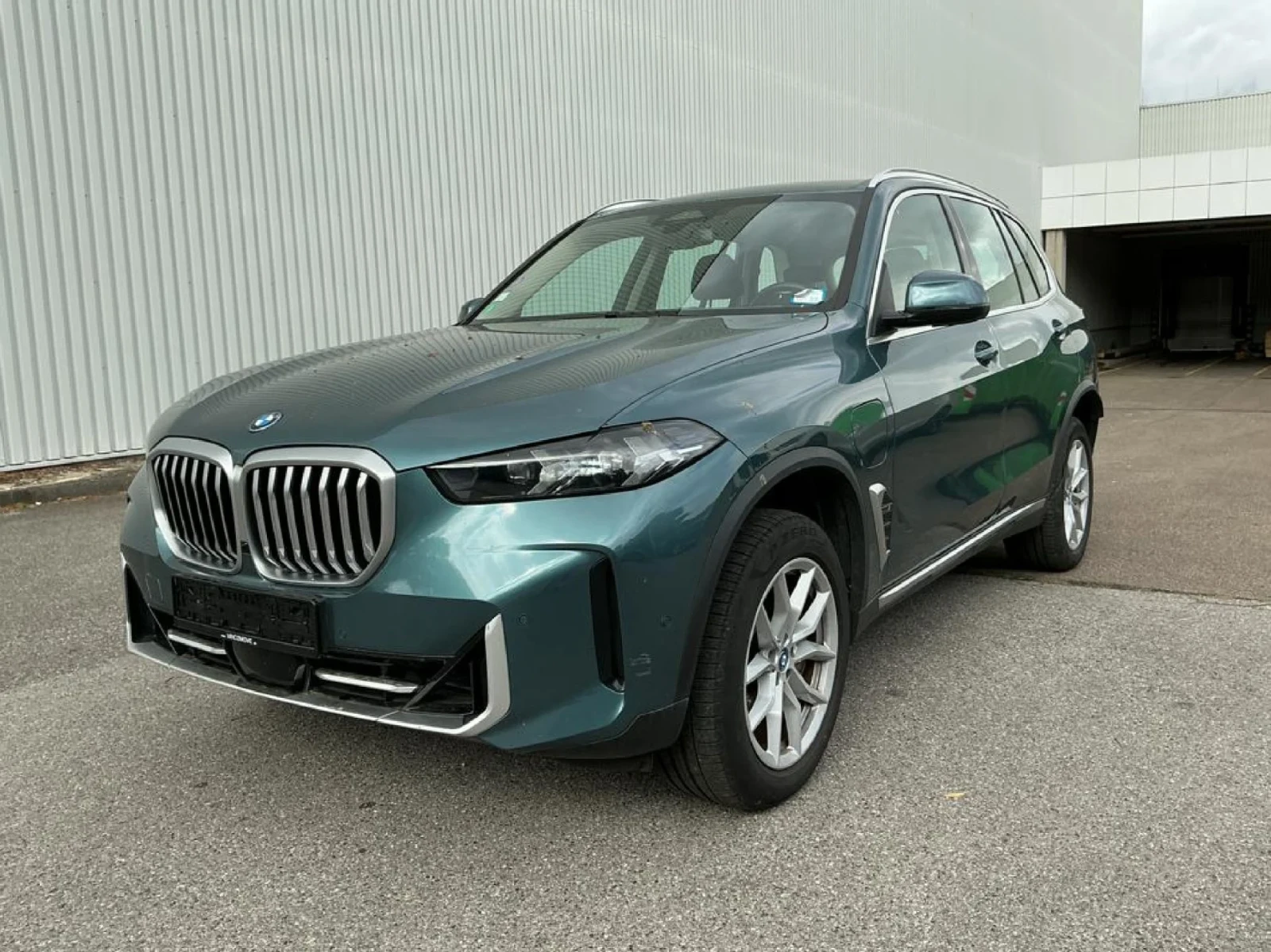BMW X5 xDrive50e Leather Navi LED Keyless, снимка 2 - Автомобили и джипове - 56259775