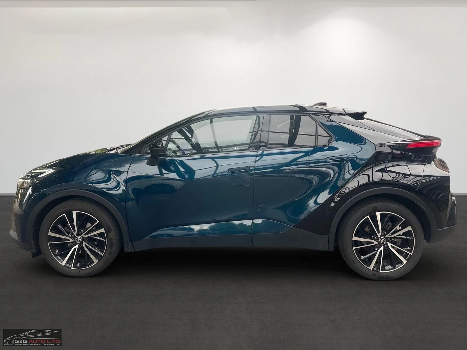 Toyota C-HR 2.0/197HP/LOUNGE PREM/HUD/PANO/360/KLESS/914z | Mobile.bg � ����������� 3