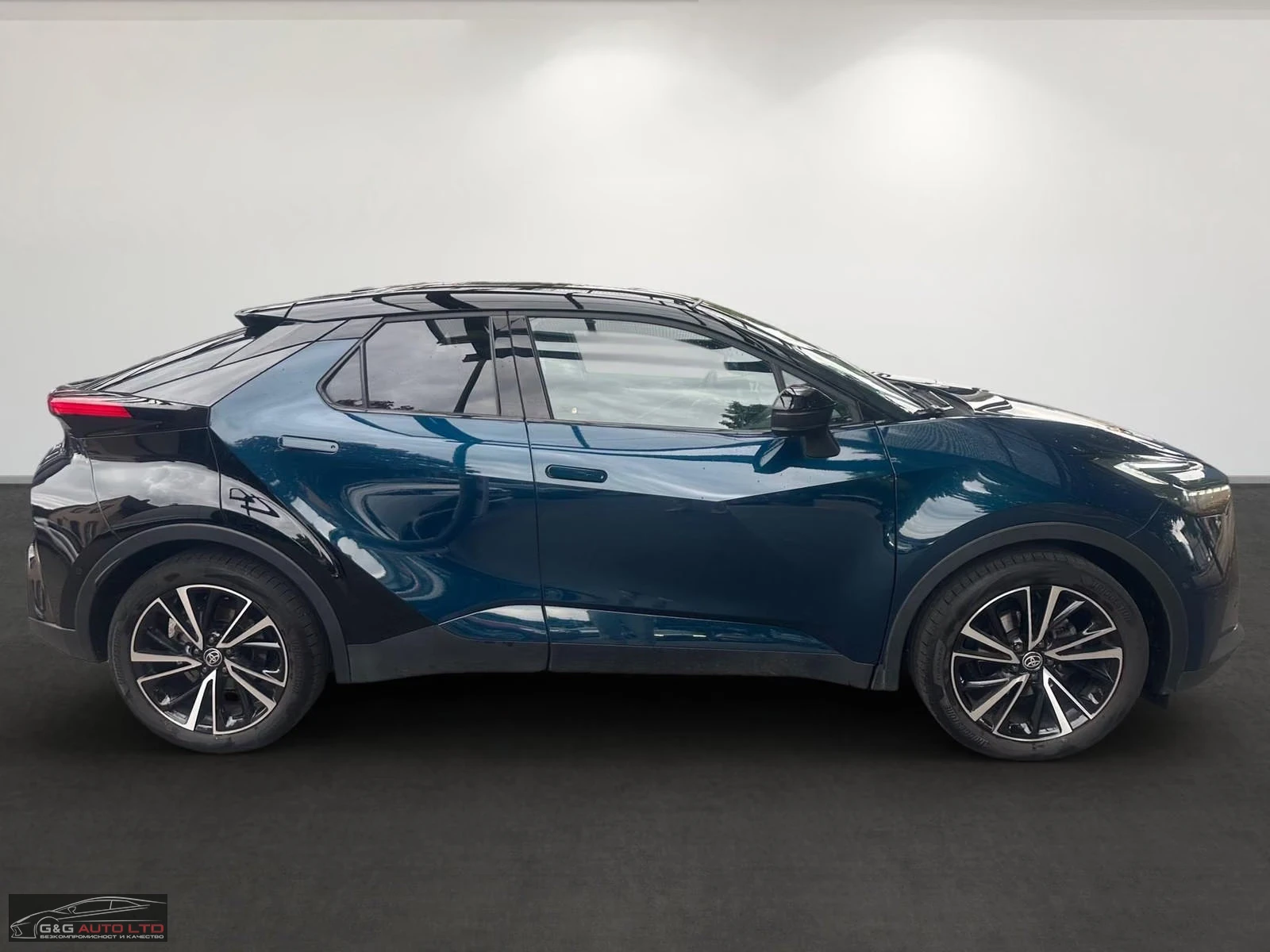 Toyota C-HR 2.0/197HP/LOUNGE PREM/HUD/PANO/360/KLESS/914z | Mobile.bg � ����������� 6
