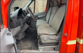 VW Crafter 2.5D / като нов / възможност за лизинг, снимка 11