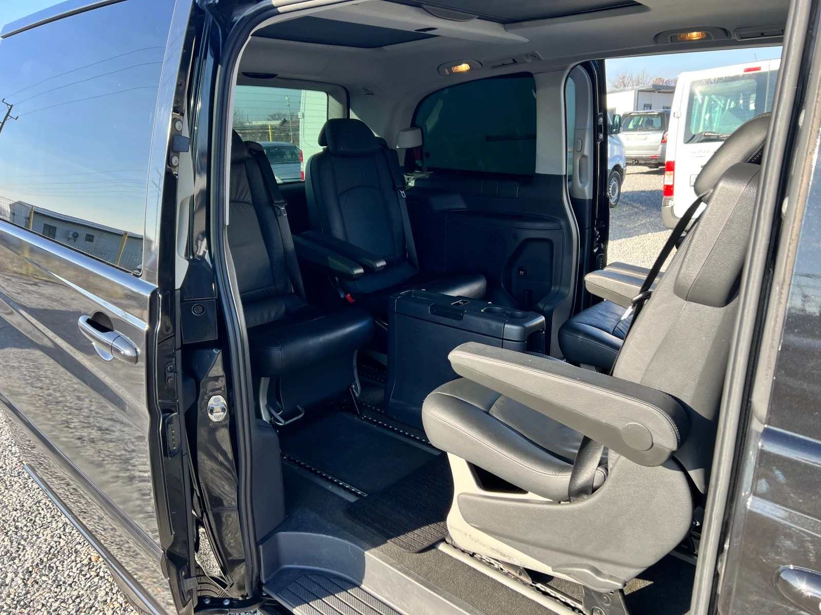 Mercedes-Benz Viano V6 БИЗНЕС - изображение 9