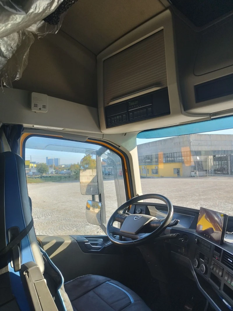 Volvo Fh, снимка 7 - Камиони - 52211428