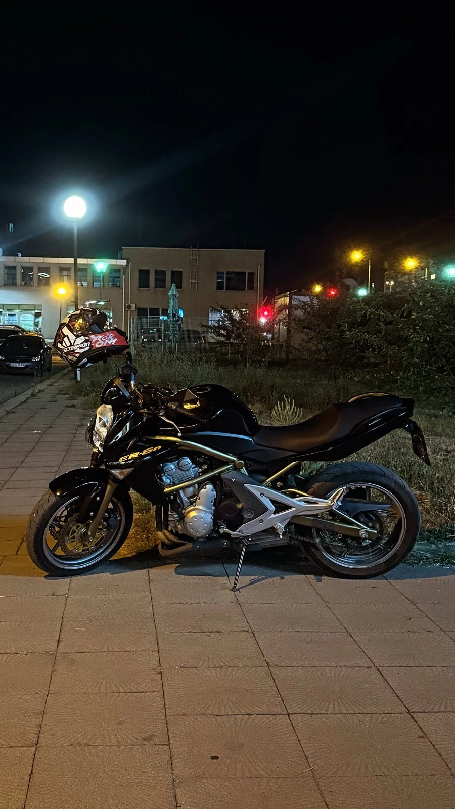 Kawasaki ER ER6N 650