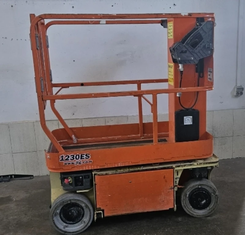 Автовишка Друга марка JLG 1230 ES, снимка 1 - Индустриална техника - 48727248