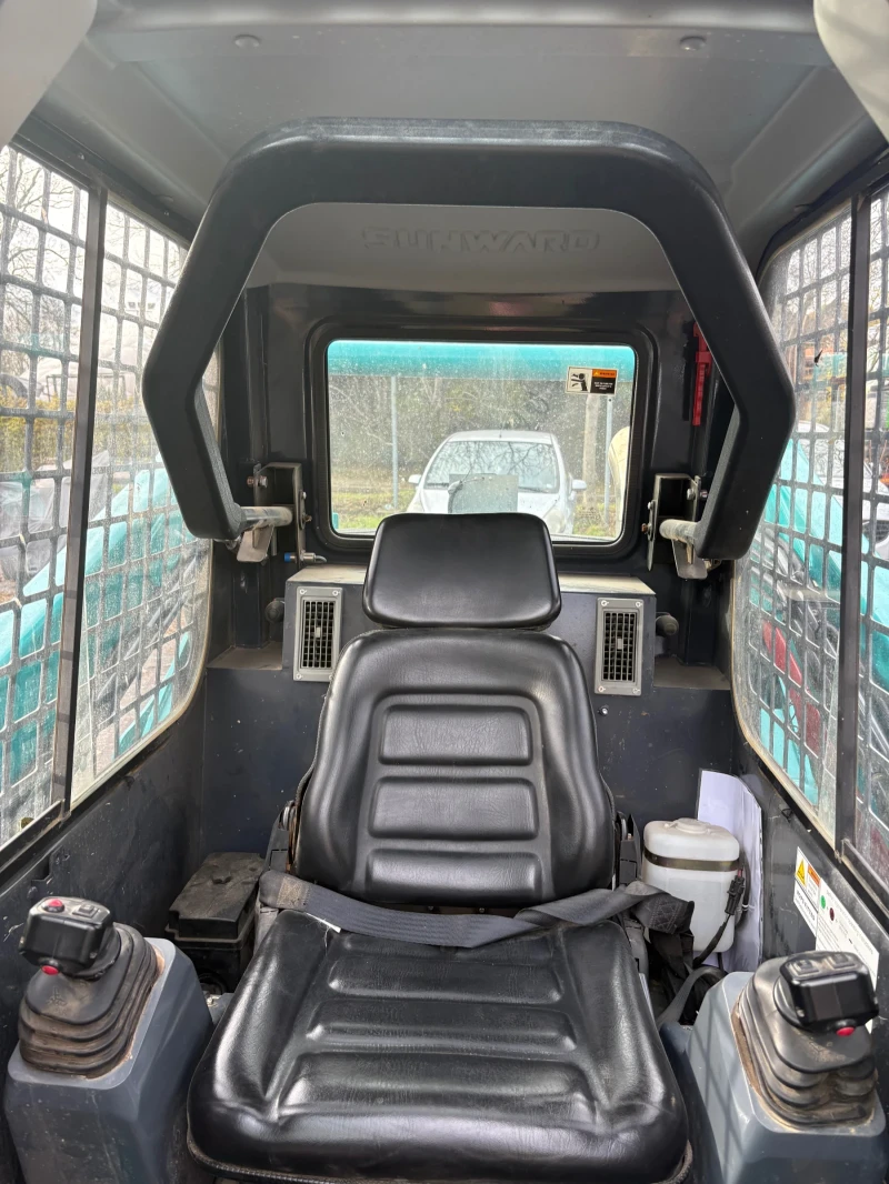 Мини челни товарачи Sunward SWL 4038, снимка 8 - Индустриална техника - 52411742