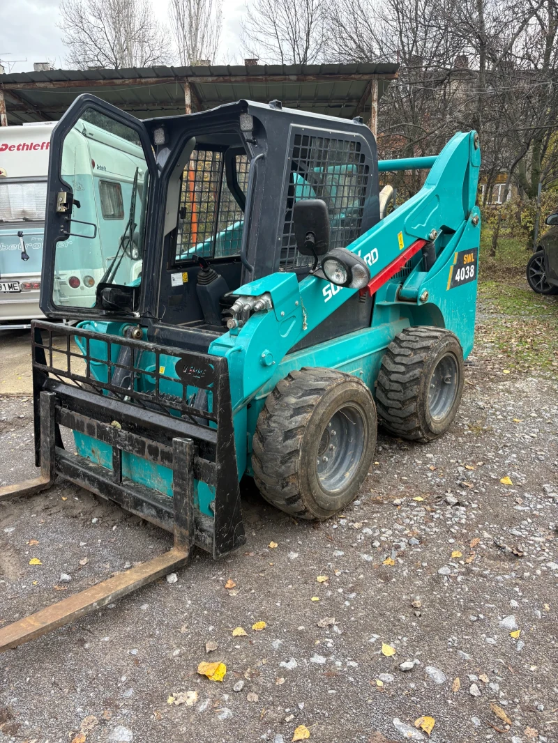 Мини челни товарачи Sunward SWL 4038