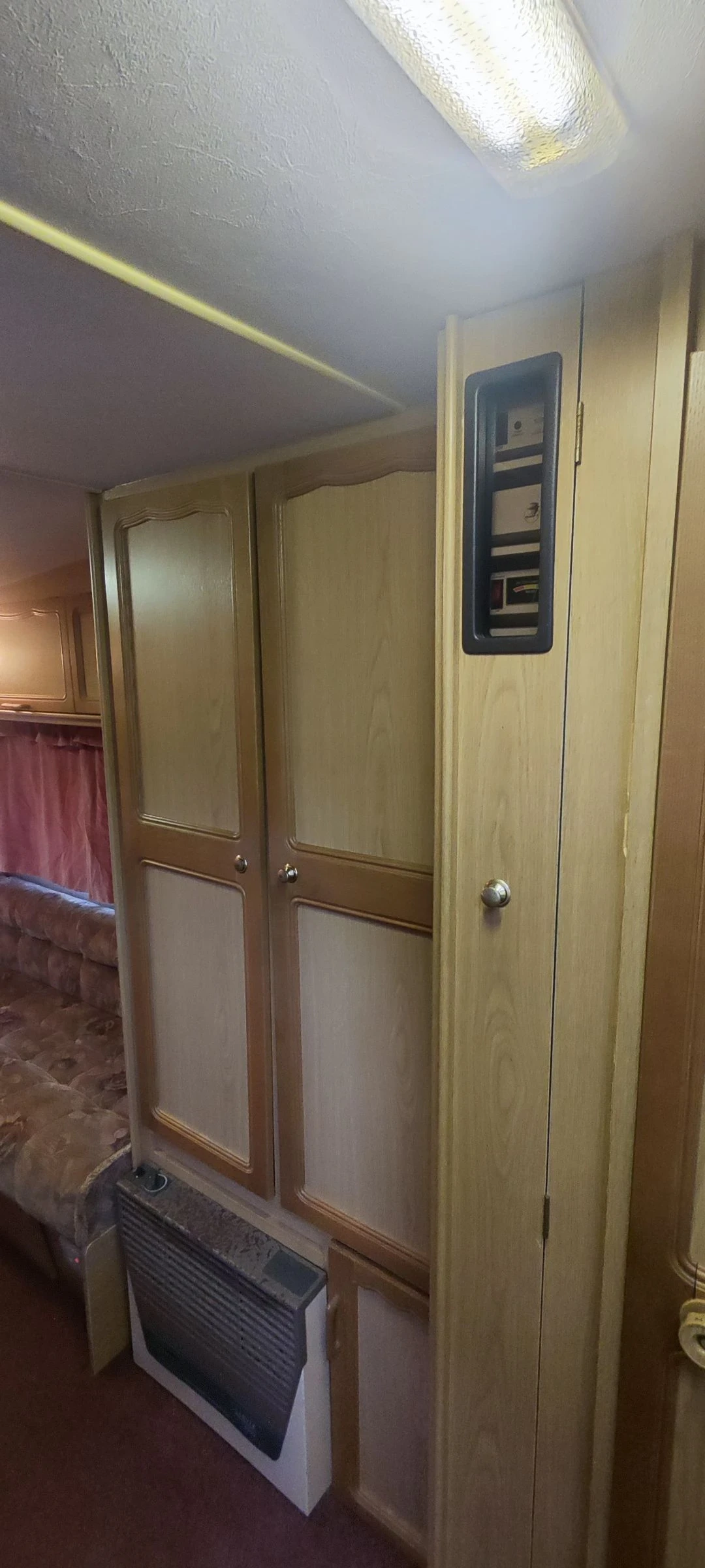 Каравана Swift 400 SE - изображение 5