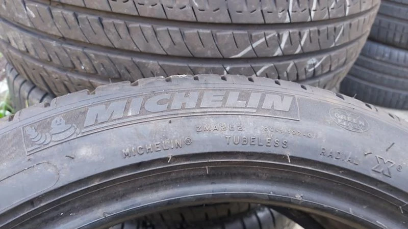 Гуми Летни 245/40R18, снимка 5 - Гуми и джанти - 27298778