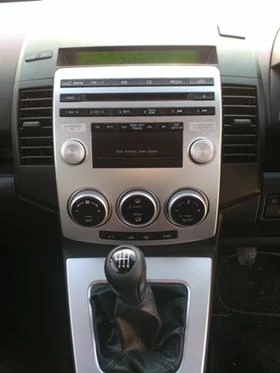 Mazda 5 2.0 Diesel 143к.с., снимка 9