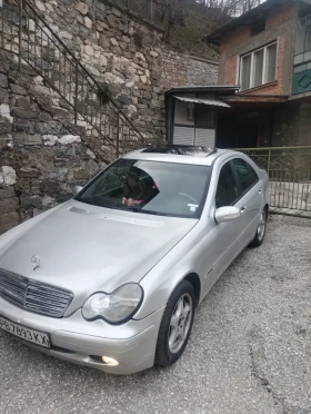 Mercedes-Benz C 220, снимка 4