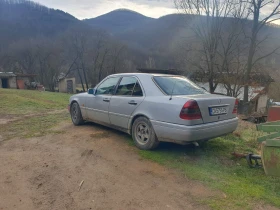 Mercedes-Benz C 250, снимка 4