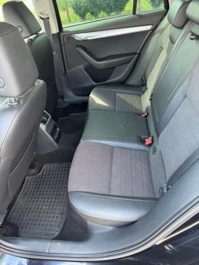 Skoda Octavia 2.0 TDI /КОЖА/АВТОМАТИК/ОБСЛУЖЕНА - 9500 € / 18580.38 лв. - 40163788 9