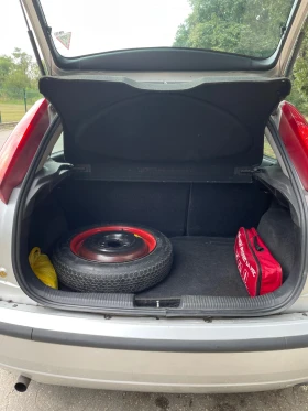 Ford Focus Хечбек - 1350 € - 98881236 6