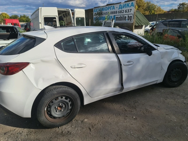 Mazda 3 1,6, снимка 3 - Автомобили и джипове - 38211394