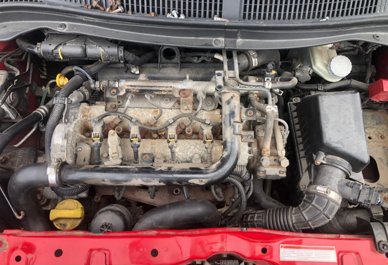 Suzuki Swift 1.3 d, снимка 7 - Автомобили и джипове - 42468697