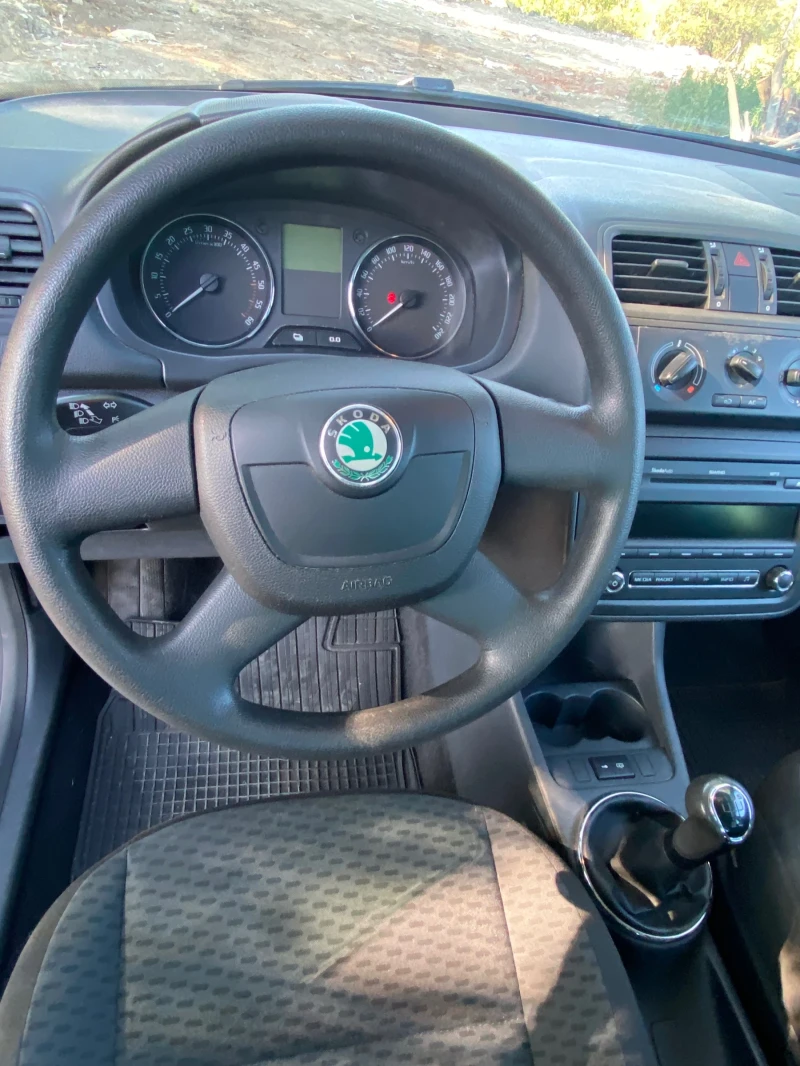 Skoda Roomster 1.6tdi 105, снимка 6 - Автомобили и джипове - 47552973