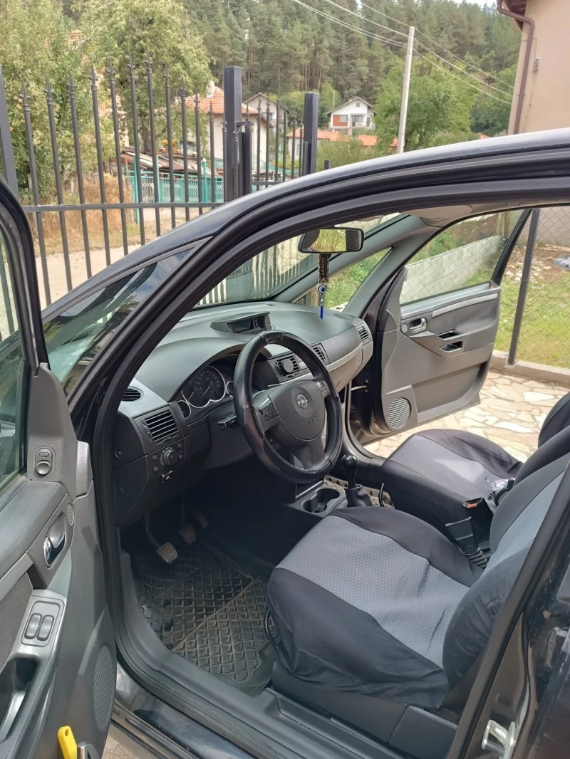 Opel Meriva, снимка 12 - Автомобили и джипове - 47368402