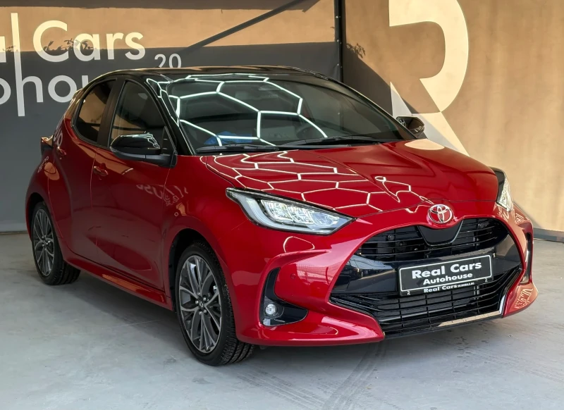 Toyota Yaris * HYBRID* * STYLE-PLUS* LED* CARPLAY* NAVI* , снимка 3 - Автомобили и джипове - 47762342