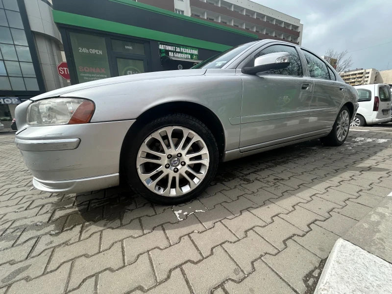 Volvo S60, снимка 16 - Автомобили и джипове - 49230086