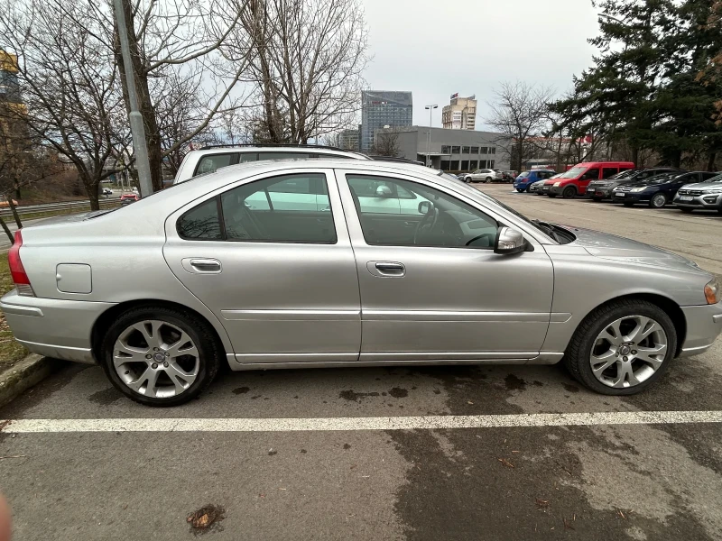 Volvo S60, снимка 3 - Автомобили и джипове - 48356867