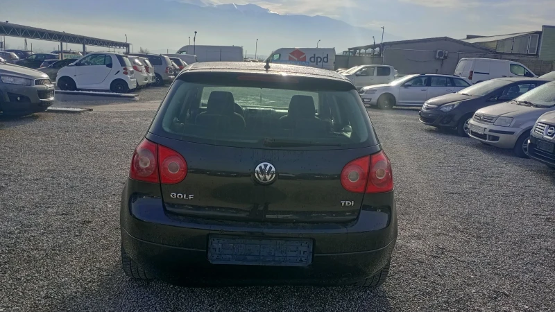 VW Golf 1.9TDi105ксА/С Нави, снимка 11 - Автомобили и джипове - 48568985