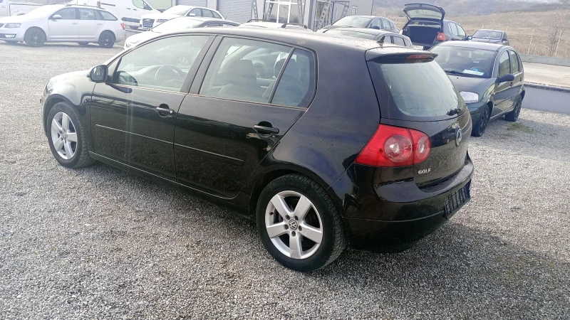 VW Golf 1.9TDi105ксА/С Нави, снимка 4 - Автомобили и джипове - 48568985