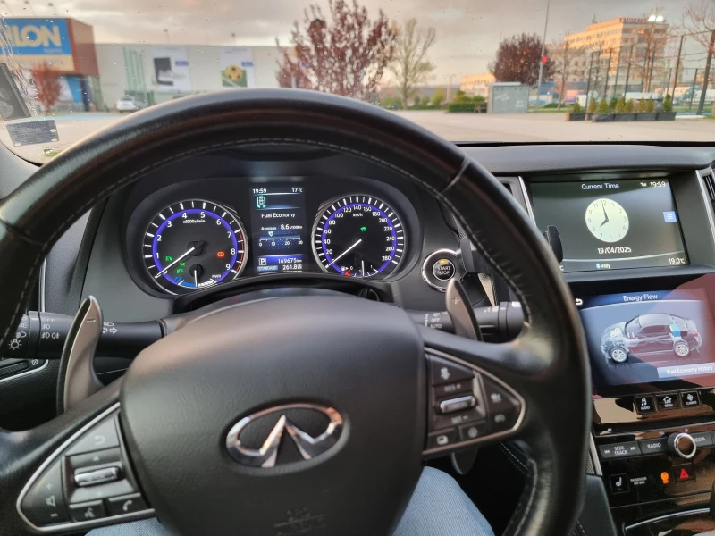 Infiniti Q50 S 3.5 Hybrid, снимка 10 - Автомобили и джипове - 52116543