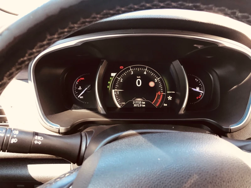 Renault Talisman 1.6Т FULL 4 CONTROL, снимка 7 - Автомобили и джипове - 51927960