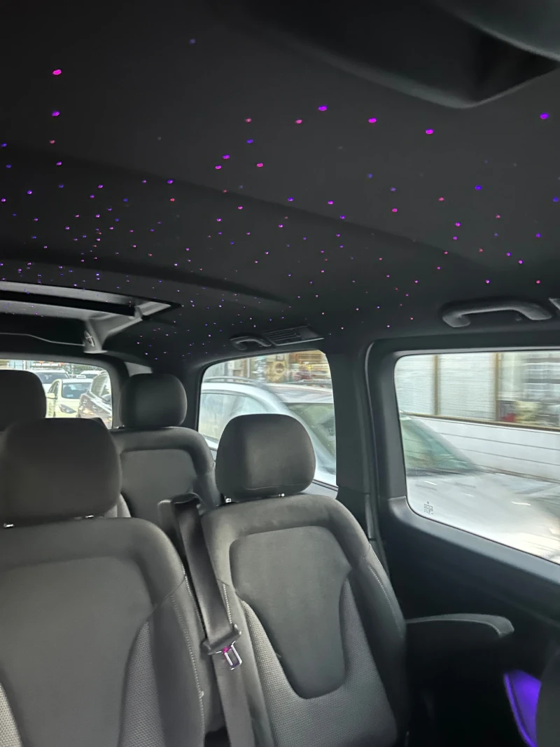 Mercedes-Benz V 300 Светещ таван Майбах Мега Фул, снимка 17 - Автомобили и джипове - 52555465