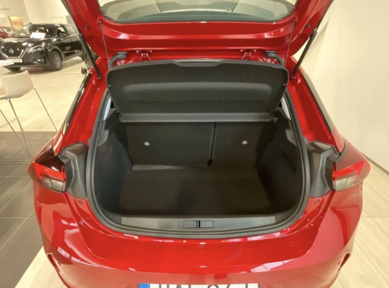 Opel Corsa E 50 kwh, снимка 9 - Автомобили и джипове - 53175892