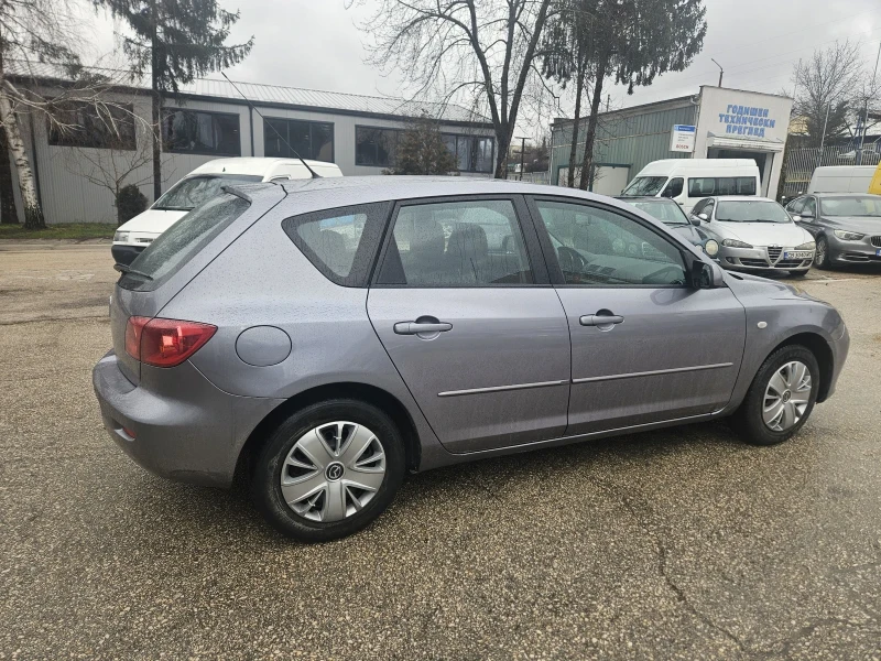 Mazda 3 1.6 АВТОМАТИК, снимка 3 - Автомобили и джипове - 53285717