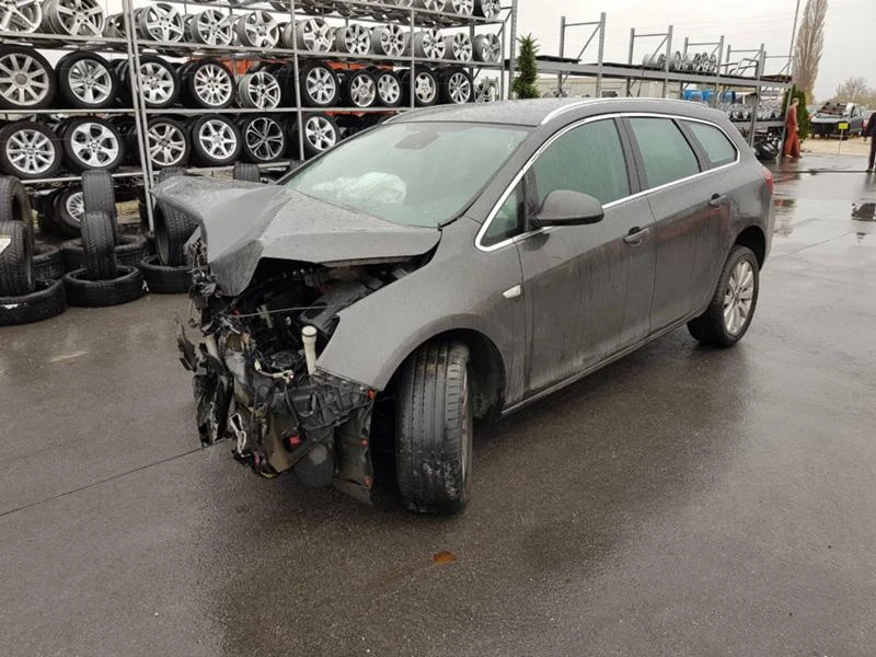 Opel Astra 1.7.2.0-BI TURBO, снимка 2 - Автомобили и джипове - 18564784