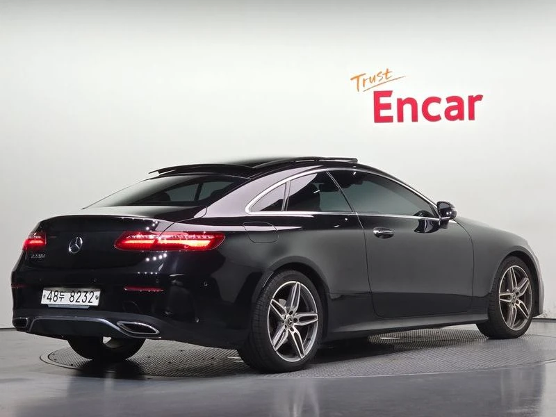 Mercedes-Benz E 220 E220d Coupe| 194к.с., снимка 2 - Автомобили и джипове - 56127901