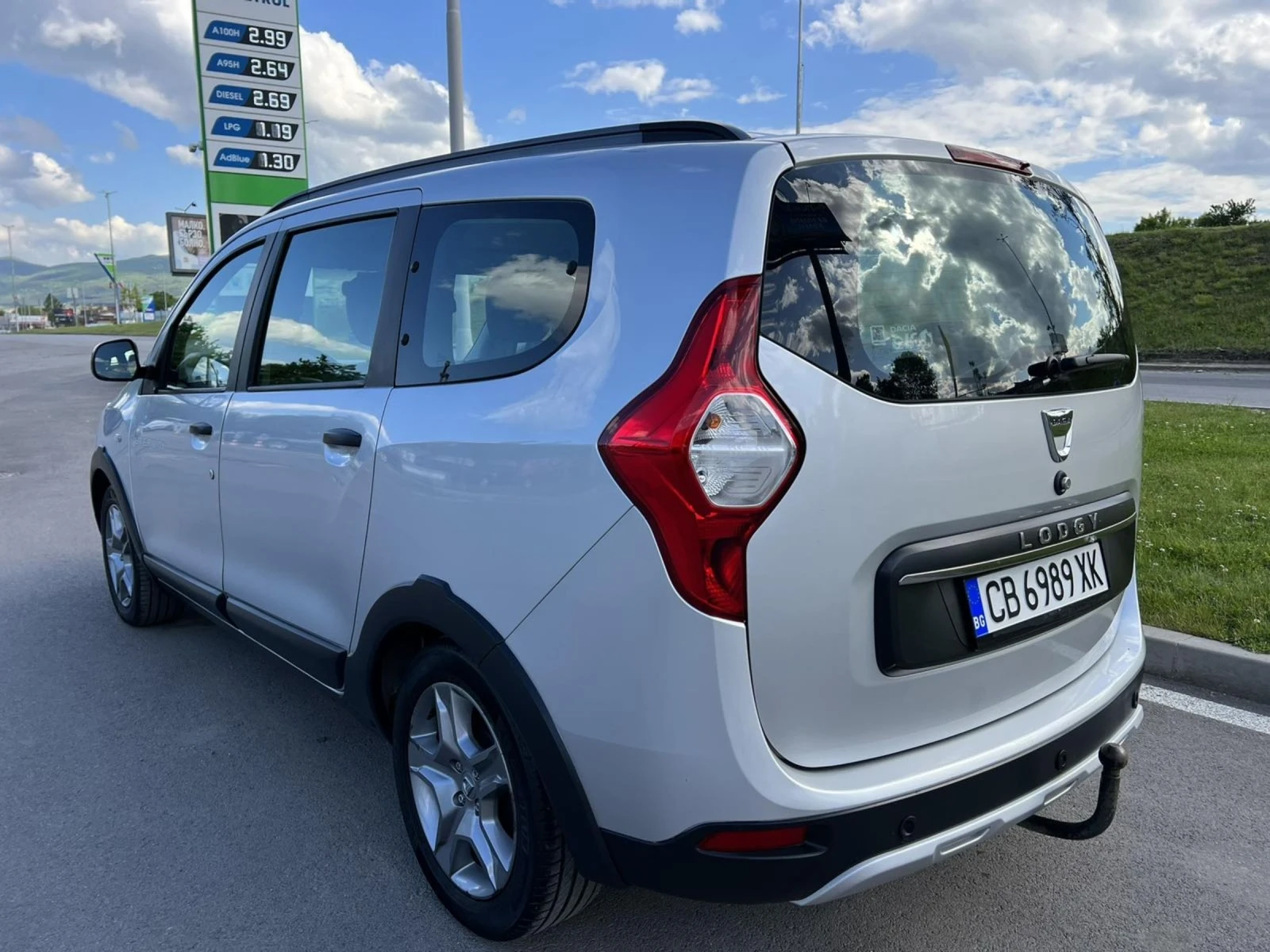 Dacia Lodgy Stepway Navi - изображение 6