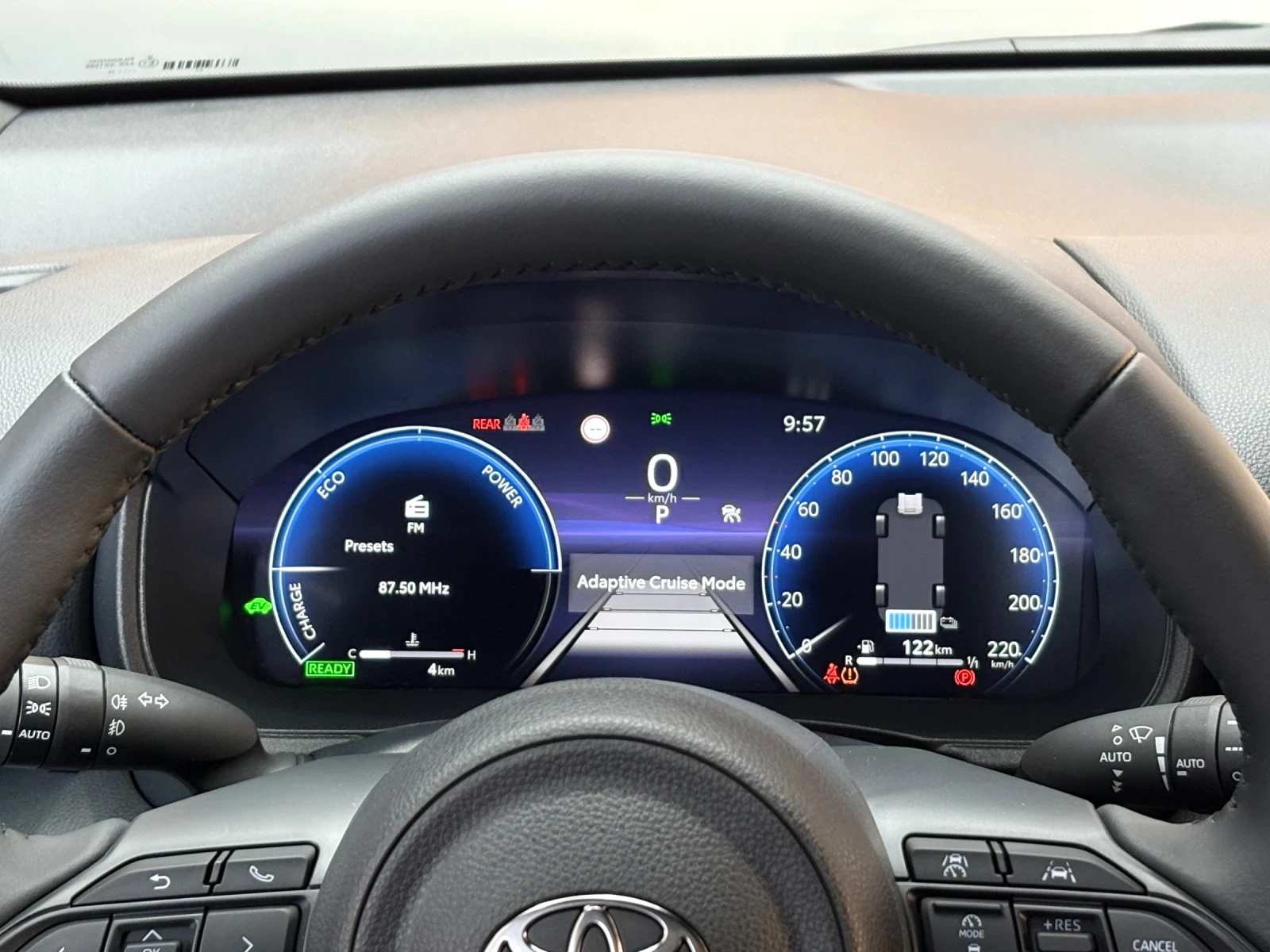 Toyota Yaris * HYBRID* * STYLE-PLUS* LED* CARPLAY* NAVI*  | Mobile.bg   11