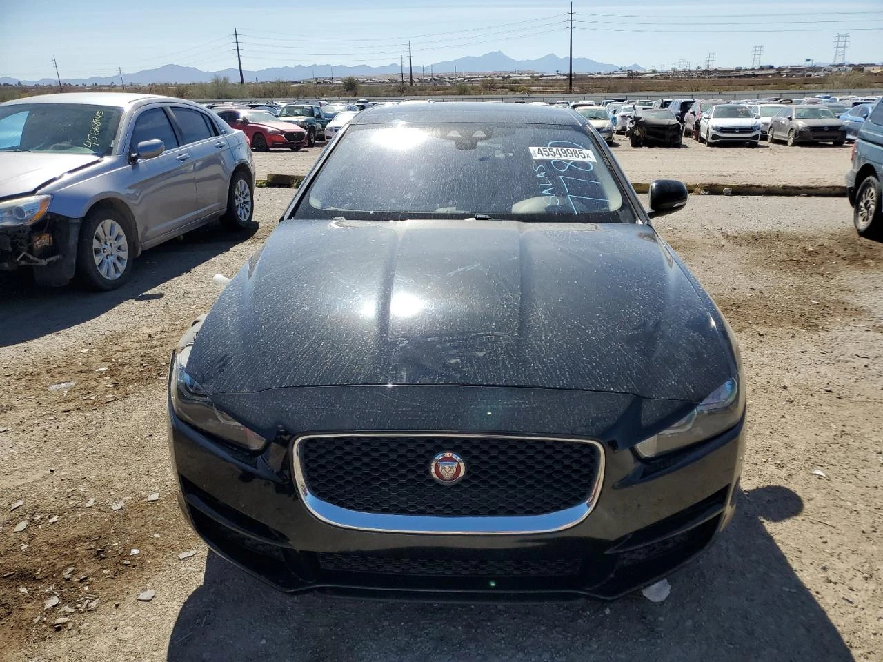 Jaguar XE 25t RWD - изображение 5