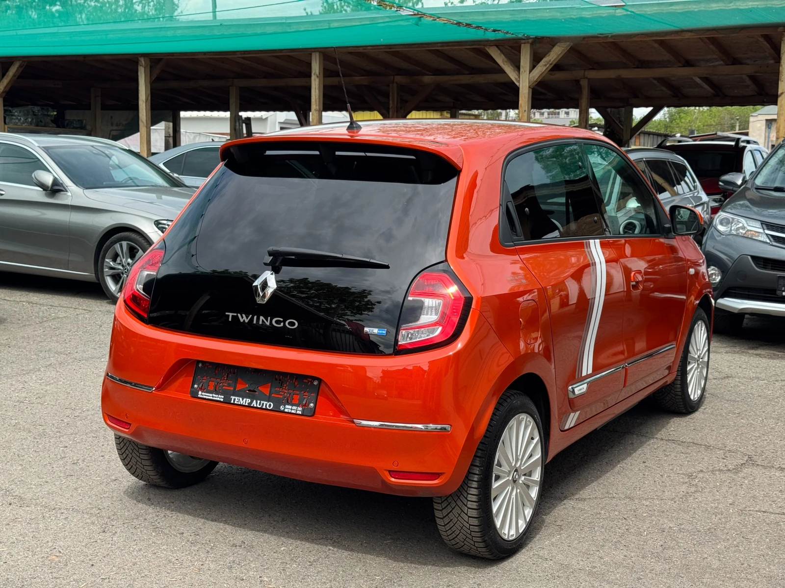 Renault Twingo 60KW* СЕРВИЗНА КНИЖКА С ПЪЛНА СЕРВИЗНА ИСТОРИЯ - изображение 5