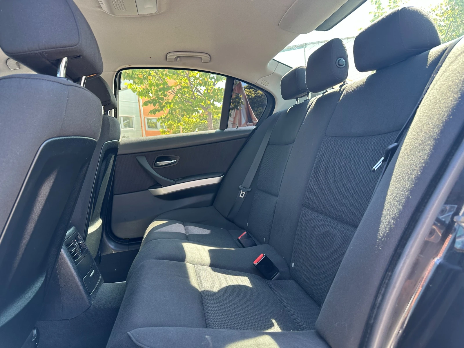 BMW 320 2.0d 177 к.с./facelift - изображение 9