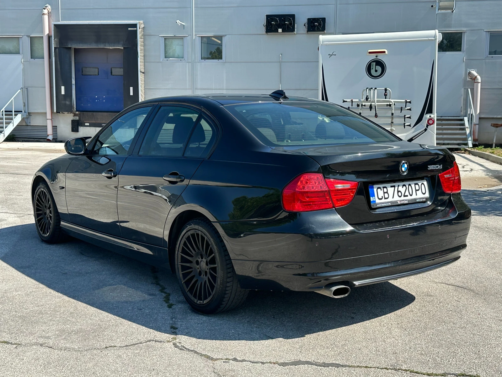 BMW 320 2.0d 177 к.с./facelift - изображение 3